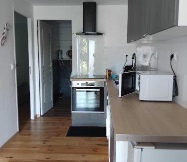 Saint-Barthelemy Apartment | Auberge à la croisée gîte "La Marne"