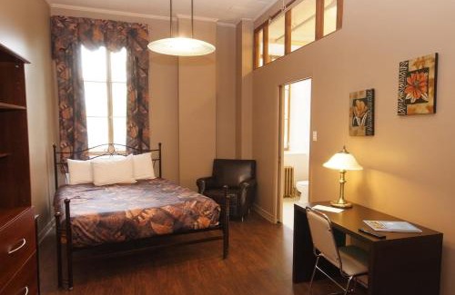 Saint-Casimir Hotel | Auberge du Couvent