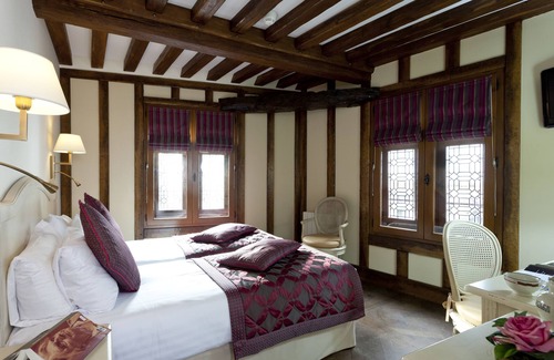 Le Mont-Saint-Michel Hotel | Auberge Saint-Pierre