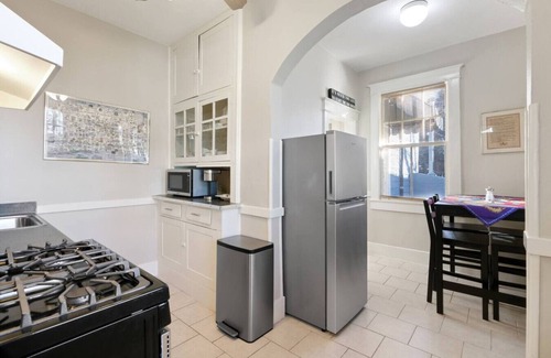 West Riverside House | Audubon Park-Bungalow w/Parking