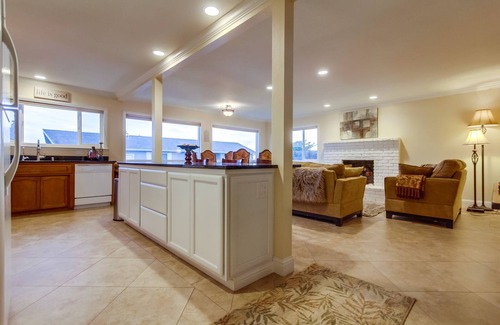 Morro Bay House | AUG 4 - 14 NOW OPEN! Gorgeous Home, Walk to Beach, Backyard Sanctuary, Dogs ok,