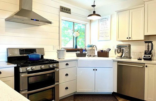 Riverside House | August only Specials! Rock bottom pricing ~ Details in Description