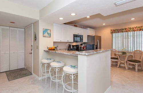 Plantation Condo | Augusta Villa Condo