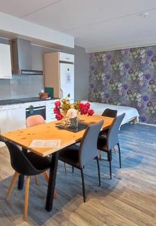 Vantaa Apartment | Aurora Home Kivistö 1-bedroom apartment for up to 8 near Helsinki Vantaa Airport and Helsinki city center