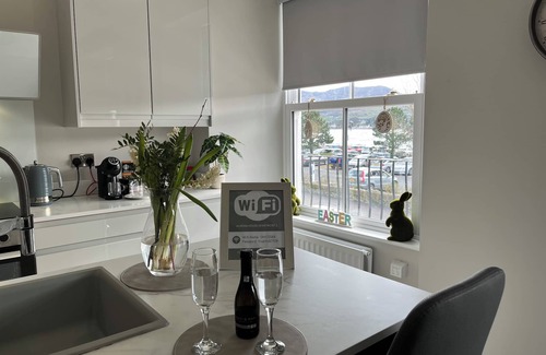 Warrenpoint Apartment | Aurora House Luxury Seafront One Bedroom Apartment.