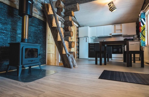 Saariselka Cottage | Authentic Arctic Log Cabin with Sauna – Nature & Comfort in Saariselkä