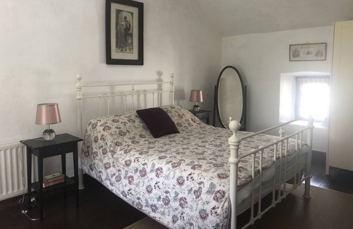 Cavan Other | Authentic restored Irish farmhouse & garden in quiet unspoiled Cavan countryside
