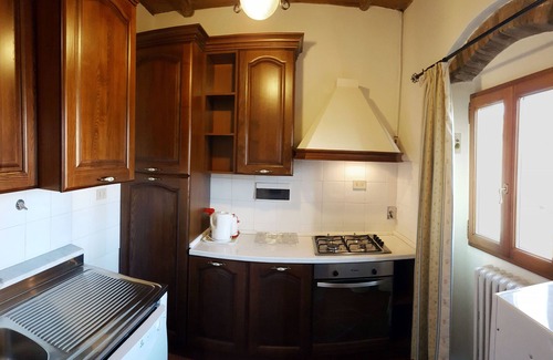 Greve in Chianti Apartment | Authentic Tuscan Countryhouse, only 9 km from Florence, pool, wine tour, parking