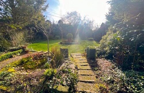 Richmond House | Autumn Cottage