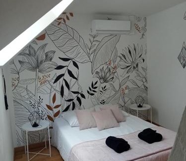 Espinasse Bed & Breakfast | Auverg'Nature, suite Myrtilles