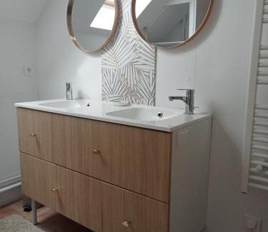 Espinasse Bed & Breakfast | Auverg'Nature, suite Myrtilles