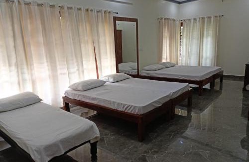 Kudrasthe House | Avaredhalu Homestay