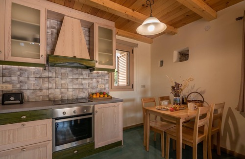Sirili Villa | Avocado villa Iason - Traditional Cretan destination