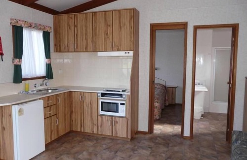 Maiden Gully House | Avondel Caravan Park