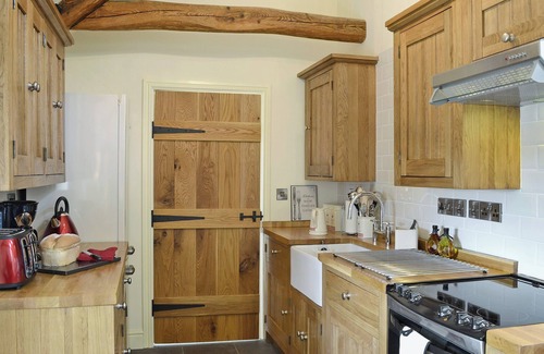 Tregaron Cottage | Awel y Mynydd - Mountain Breeze