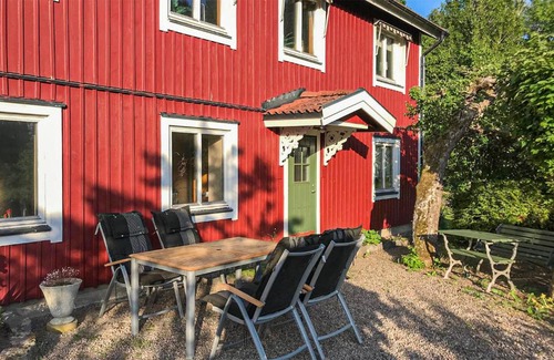 Asarum House | Awesome Home In Asarum With Wifi