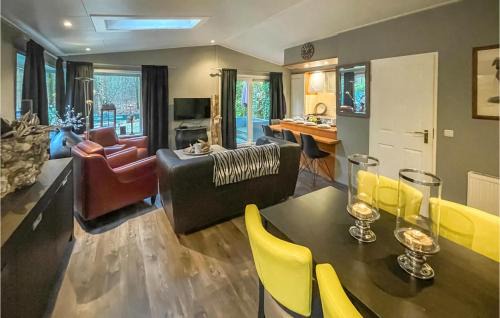 Emst House | Awesome Home In Emst With Kitchen