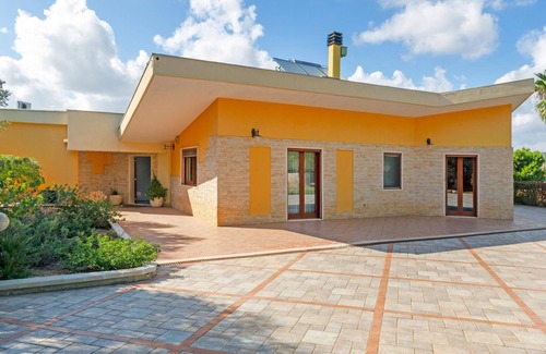Grottaglie House | Awesome home in Grottaglie with WiFi