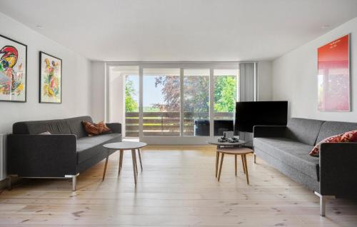 Haslev House | Awesome Home In Haslev With Kitchen