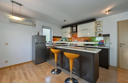 Ivanec House | Awesome home in Ivanec with Wi-Fi