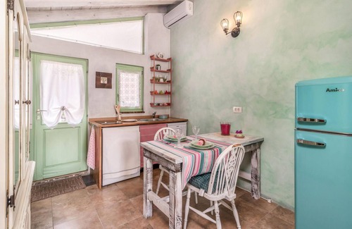 Zurkovo House | Awesome home in Kostrena