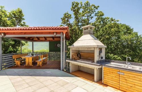 Lovrec House | Awesome home in Lovrec with 3 Bedrooms, WiFi and Heated swimming pool