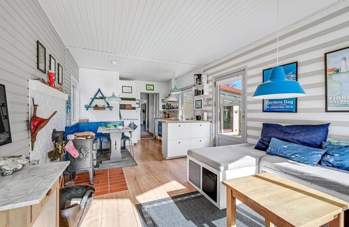 Mesinge House | Awesome home in Mesinge with WiFi