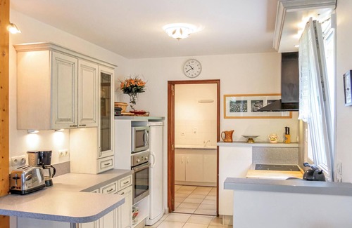 Quettehou House | Awesome home in Morsalines with WiFi