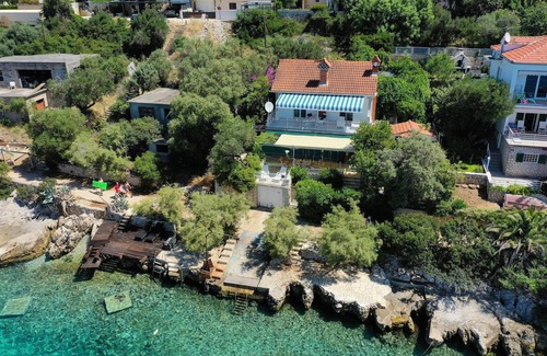 Businci House | Awesome home in Okrug Gornji with WiFi