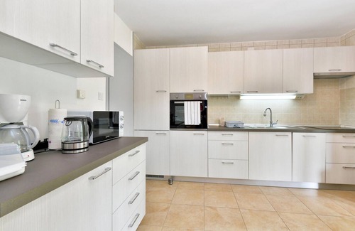 Ozalj House | Awesome home in Ozalj with kitchen