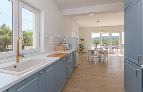 Velim House | Awesome home in Radosinovci
