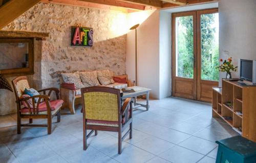 Sauzet House | Awesome Home In Sauzet With Kitchen