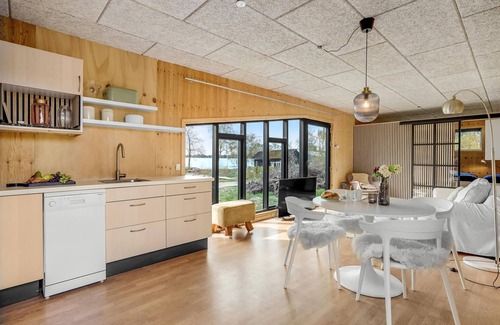 Sunds House | Awesome home in Sunds with lake view