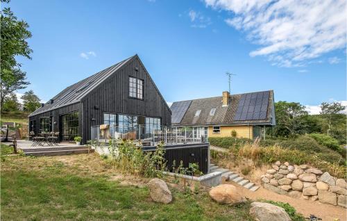 Listed House | Awesome Home In Svaneke With Kitchen
