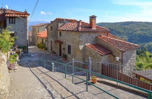 Talla House | Awesome home in Talla with WiFi
