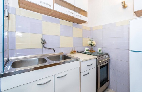 Unesic House | Awesome home in Unesic