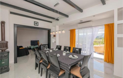 Veliki Prolog House | Awesome Home In Veliki Prolog