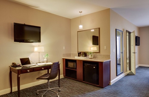 Mission Viejo Hotel | Ayres Hotel & Spa Mission Viejo – Lake Forest