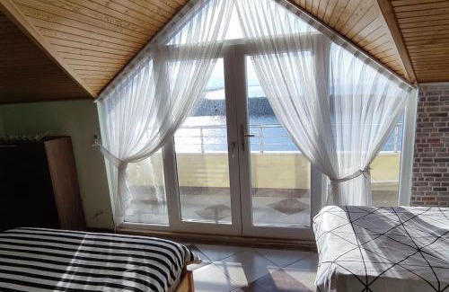 Balikesir Villa | Ayvalık Altınova Denize Sıfır Tripleks Yazlıık Villa