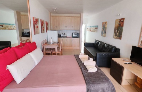 Arona Apartment | Azahara III Studio, Playa Las Vistas with wonderful seaview, pet friendly