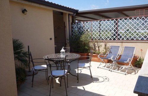 Mascali Apartment | Azzurro Mare:pool,Air con, large terrace, amazing view of Etna, beach nearby