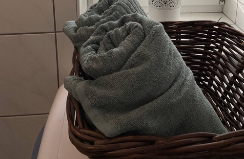 Hallstahammar Municipality Bed & Breakfast | Bärsta BnB