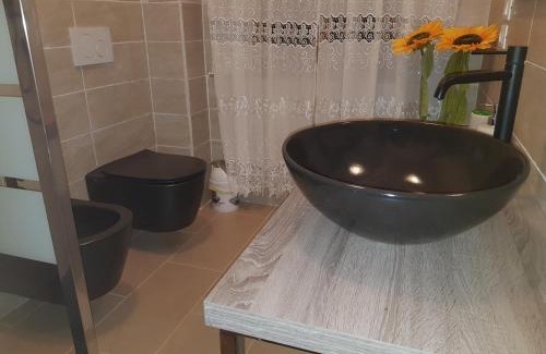 Monchio delle Corti Bed & Breakfast | B&b Al Paradis