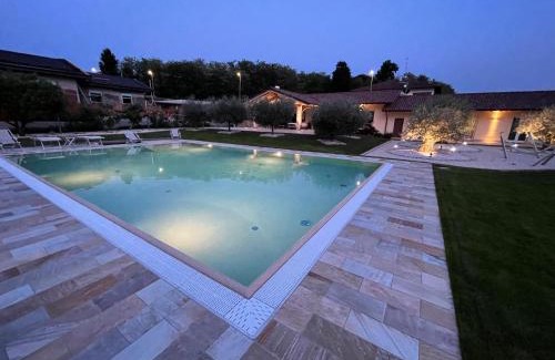 Casnate Con Bernate Bed & Breakfast | B&B Alciliegio