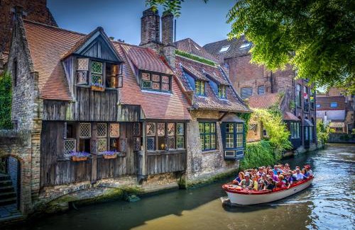 Historical Center Bruges Bed & Breakfast | B&B Exclusive Guesthouse Bonifacius