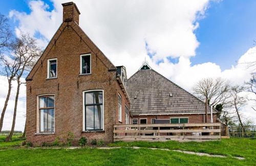 Suwald House | B&B farm GRUTSK in Suwald with its own harbor, cleaning included