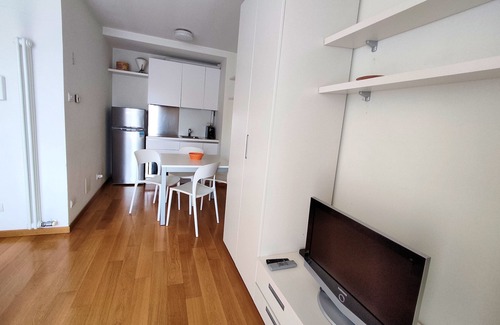 Vimercate Apartment | B & B Holiday/Short Term Lombarda within easy reach of Monza and Milan Lakes