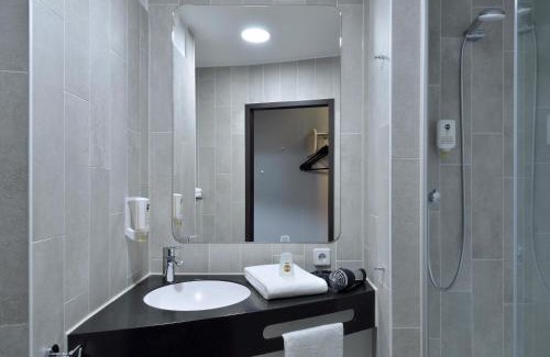 Karlsdorf Hotel | B&B HOTEL Bruchsal-Karlsdorf