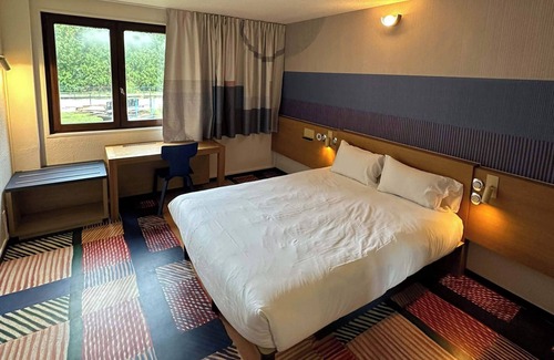 Saint-Pierre-en-Faucigny Hotel | B&B HOTEL Saint-Pierre-en-Faucigny Bonneville