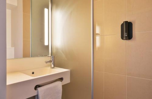 La Roche-sur-Yon Hotel | B&B HOTEL La Roche-sur-Yon